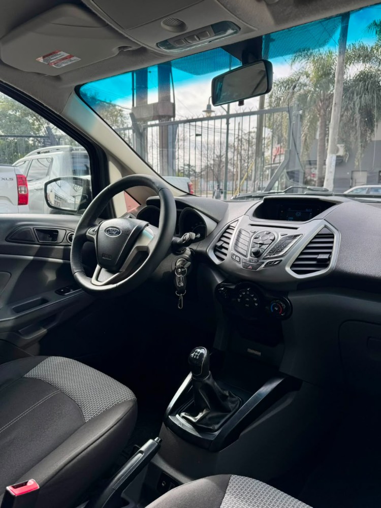 Ford Ecosport SE — foto 13